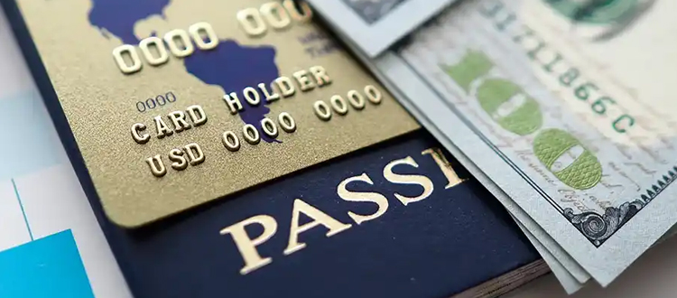 Read more about the article Smart Travel Planning: Cash, Forex Card, or International Debit Card?